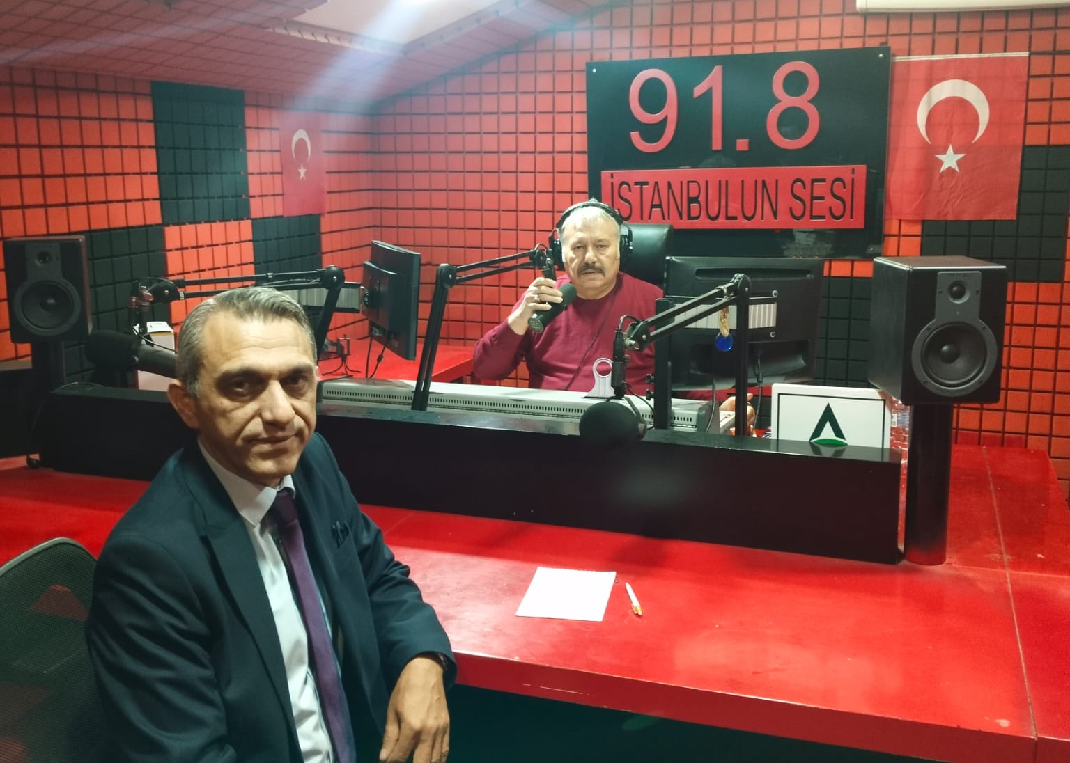 91.8 İstanbul'un Sesi Radyosundaydık