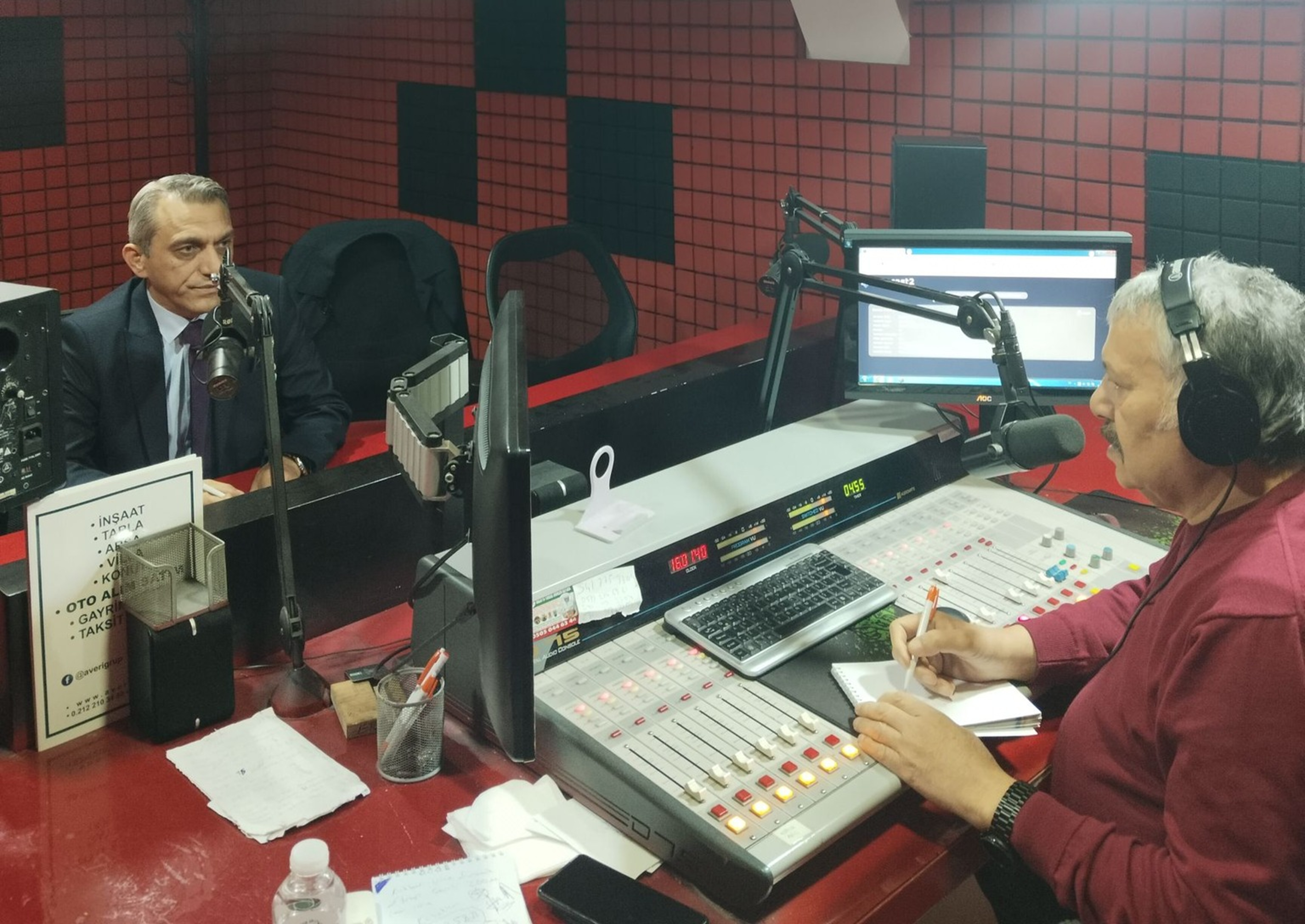 91.8 İstanbul'un Sesi Radyosundaydık