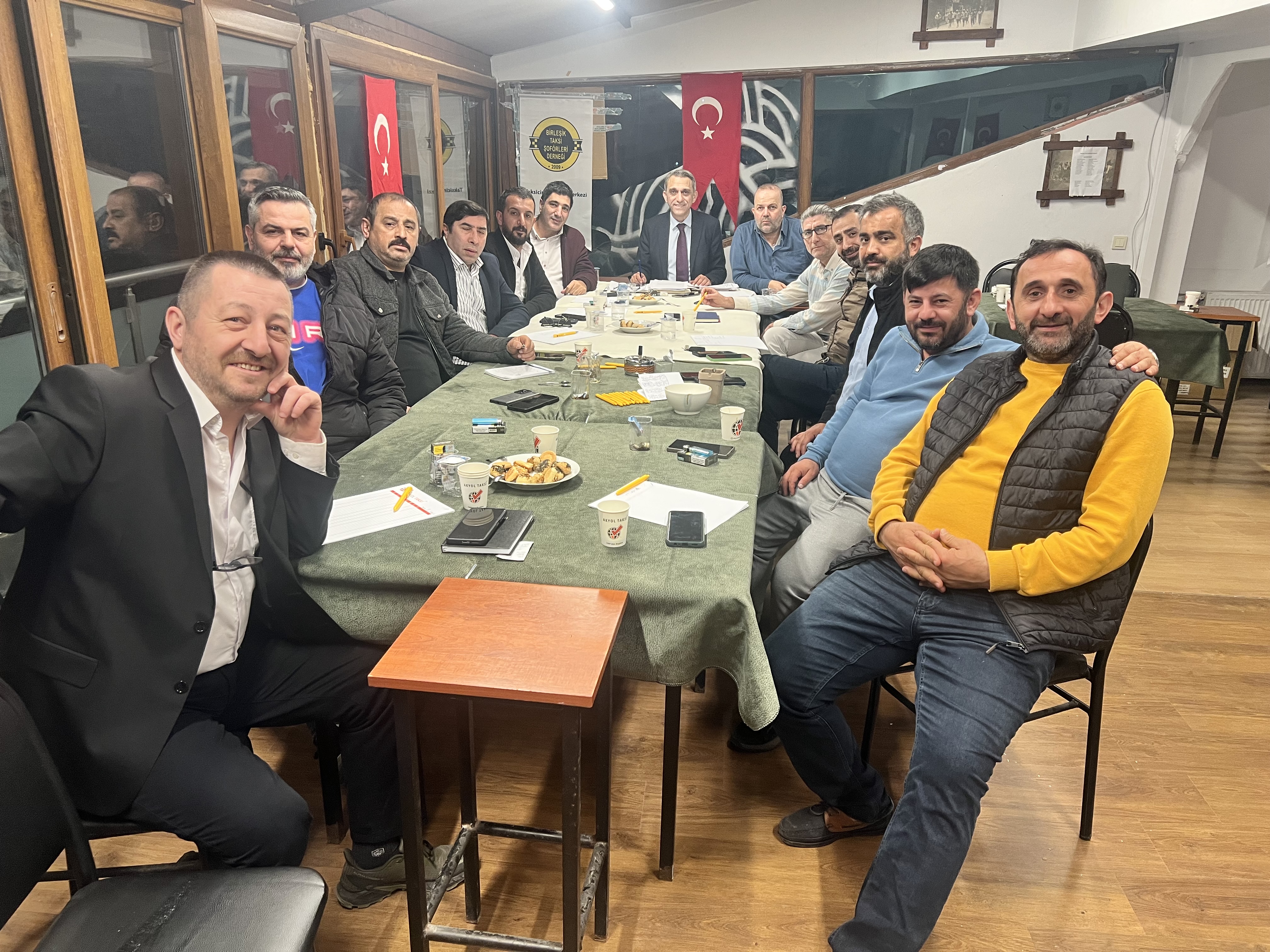 Olağan Kongremiz sonrasında yeni yönetim kurulu üyelerimizle ilk toplantımızı gerçekleştirdik.